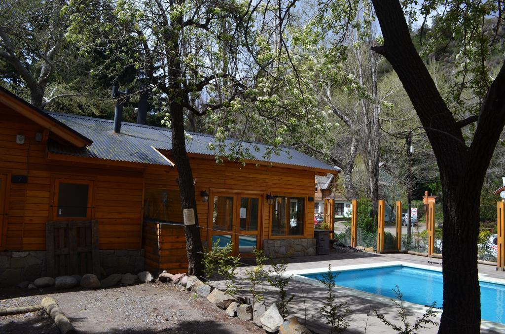 Apart Hotel Robles Del Sur Сан-Мартін-де-лос-Андес Екстер'єр фото