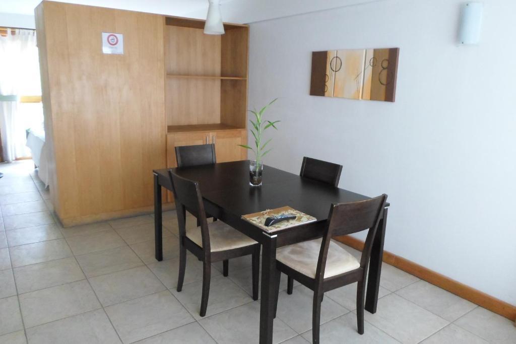 Apart Hotel Robles Del Sur Сан-Мартін-де-лос-Андес Екстер'єр фото