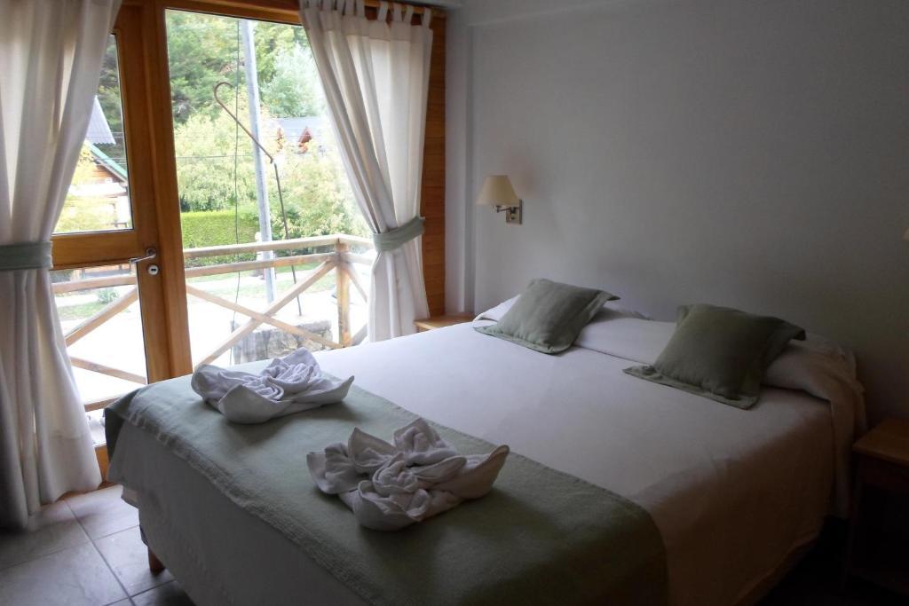 Apart Hotel Robles Del Sur Сан-Мартін-де-лос-Андес Екстер'єр фото