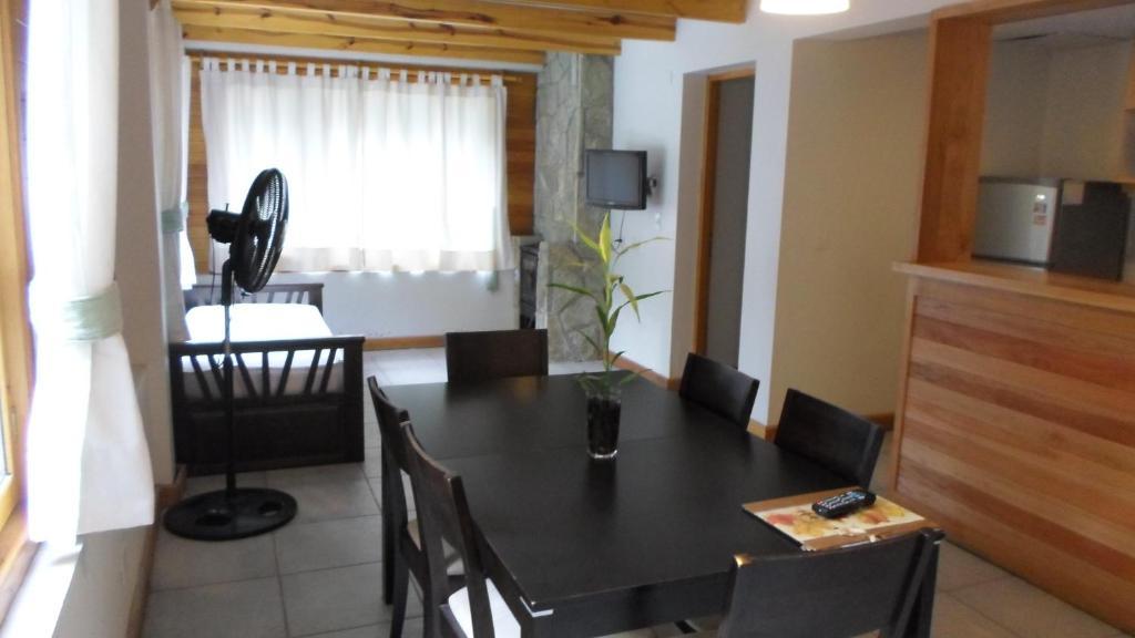 Apart Hotel Robles Del Sur Сан-Мартін-де-лос-Андес Екстер'єр фото
