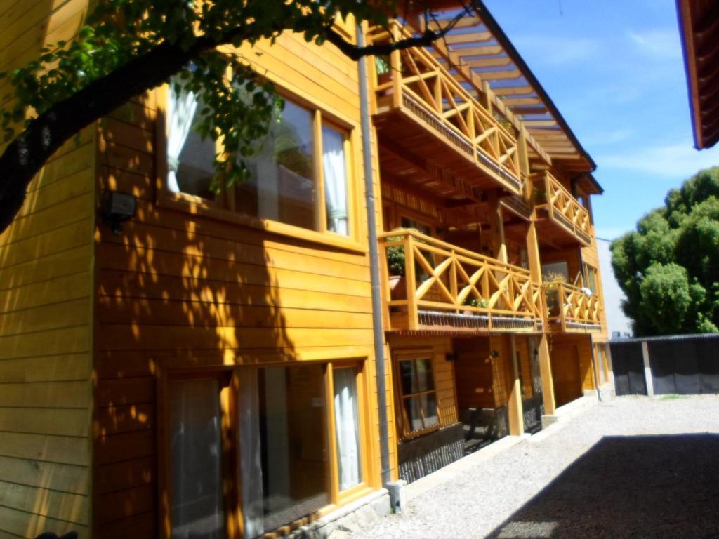Apart Hotel Robles Del Sur Сан-Мартін-де-лос-Андес Номер фото